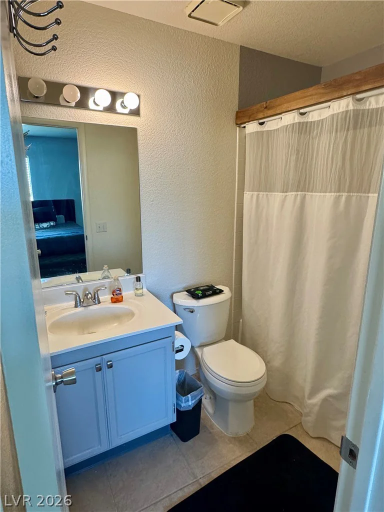 7928 Diamond Rock, Las Vegas, NV 89128
