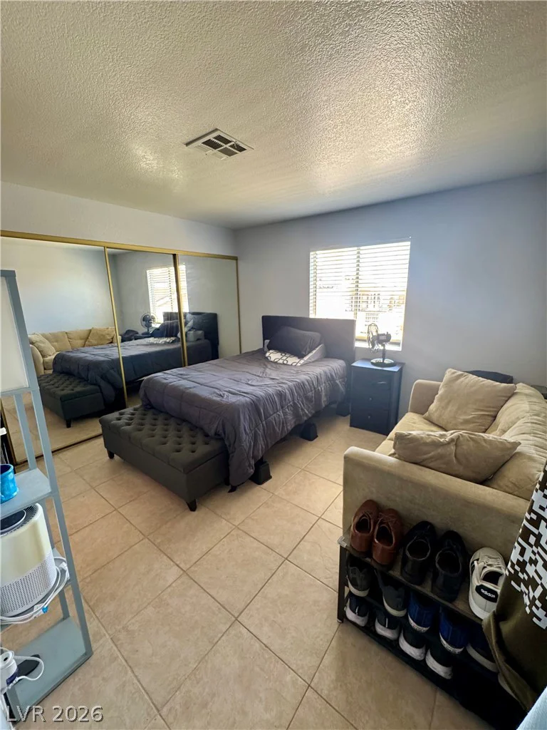 7928 Diamond Rock, Las Vegas, NV 89128