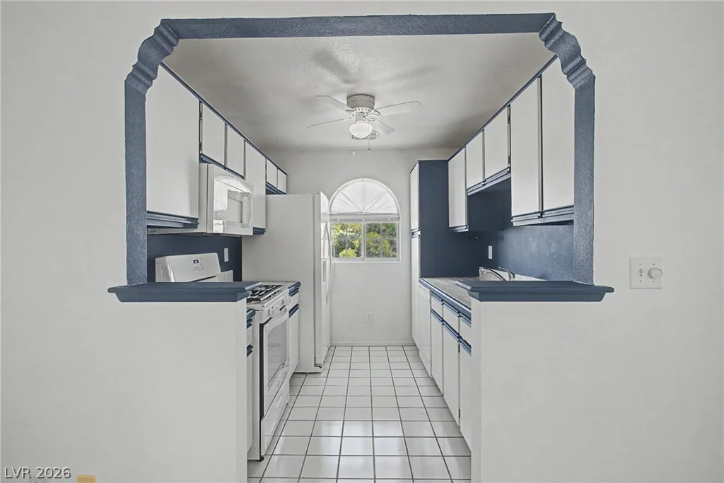 6800 Elm Creek, Las Vegas, NV 89108