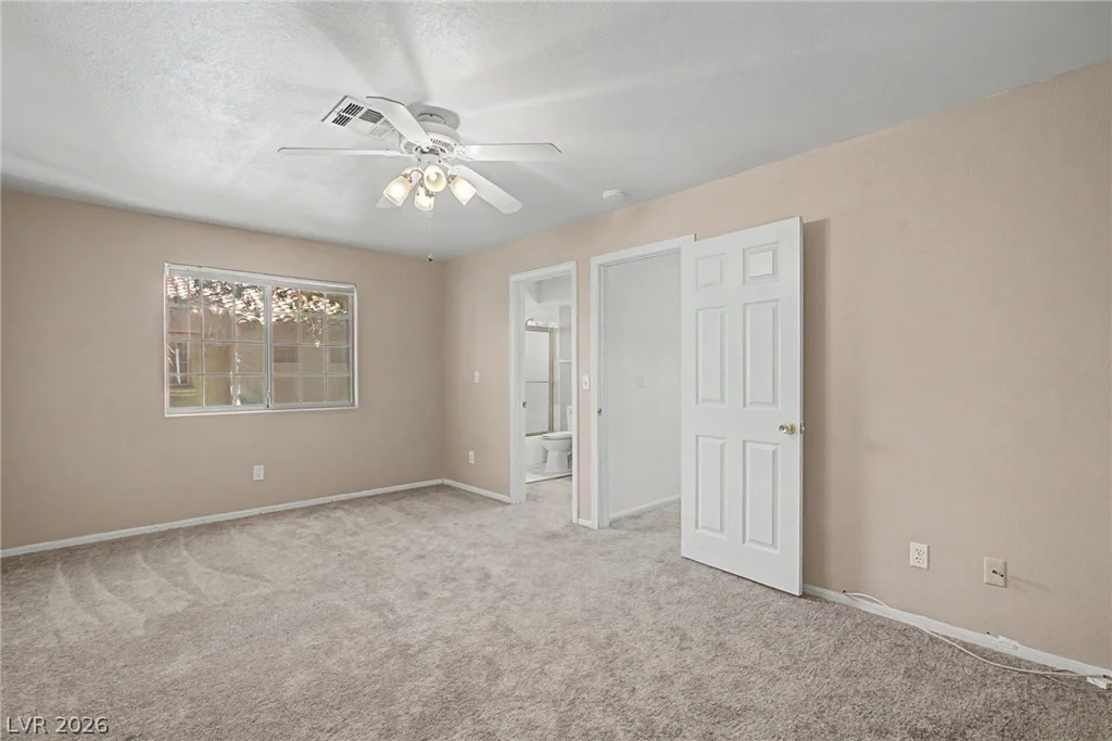 6800 Elm Creek, Las Vegas, NV 89108
