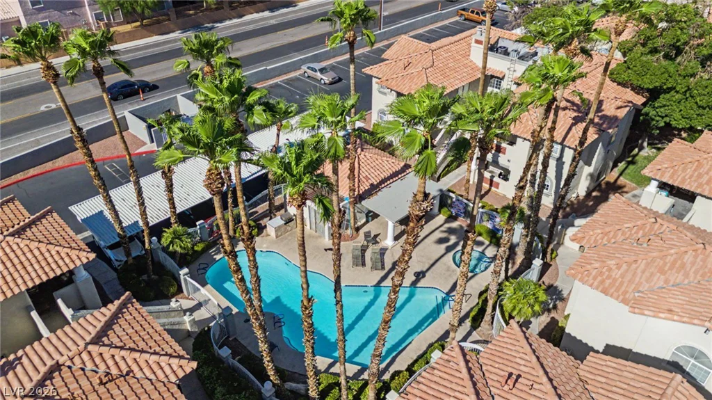 6800 Elm Creek, Las Vegas, NV 89108