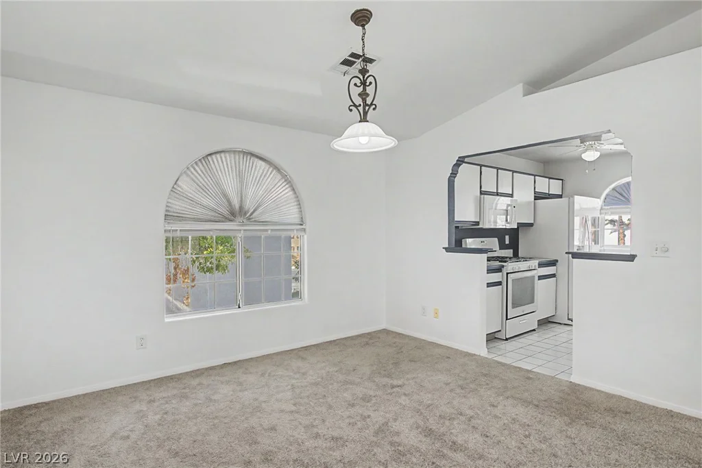 6800 Elm Creek, Las Vegas, NV 89108