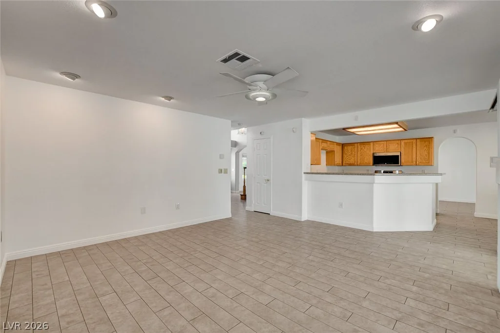 2004 Aspen Brook, Henderson, NV 89074