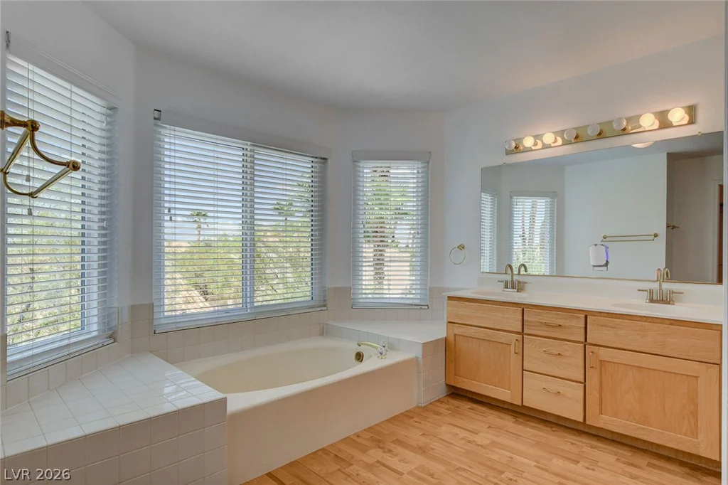 2004 Aspen Brook, Henderson, NV 89074