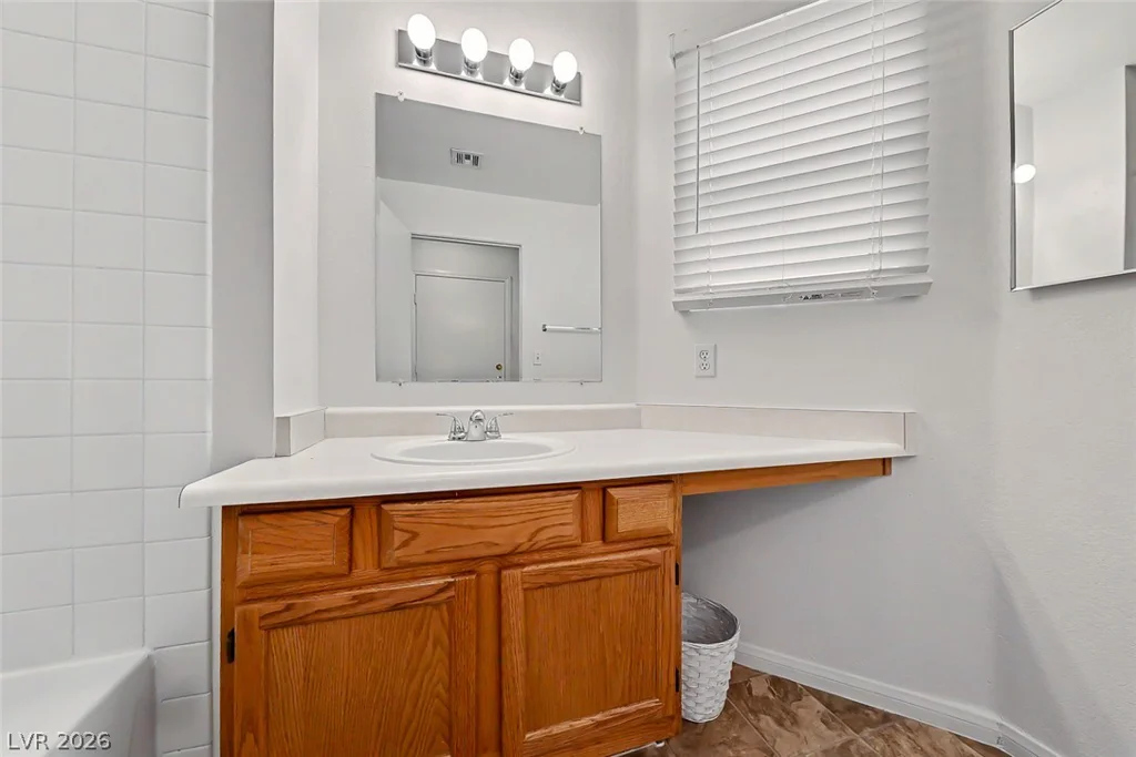 124 Painted Valley, Henderson, NV 89074