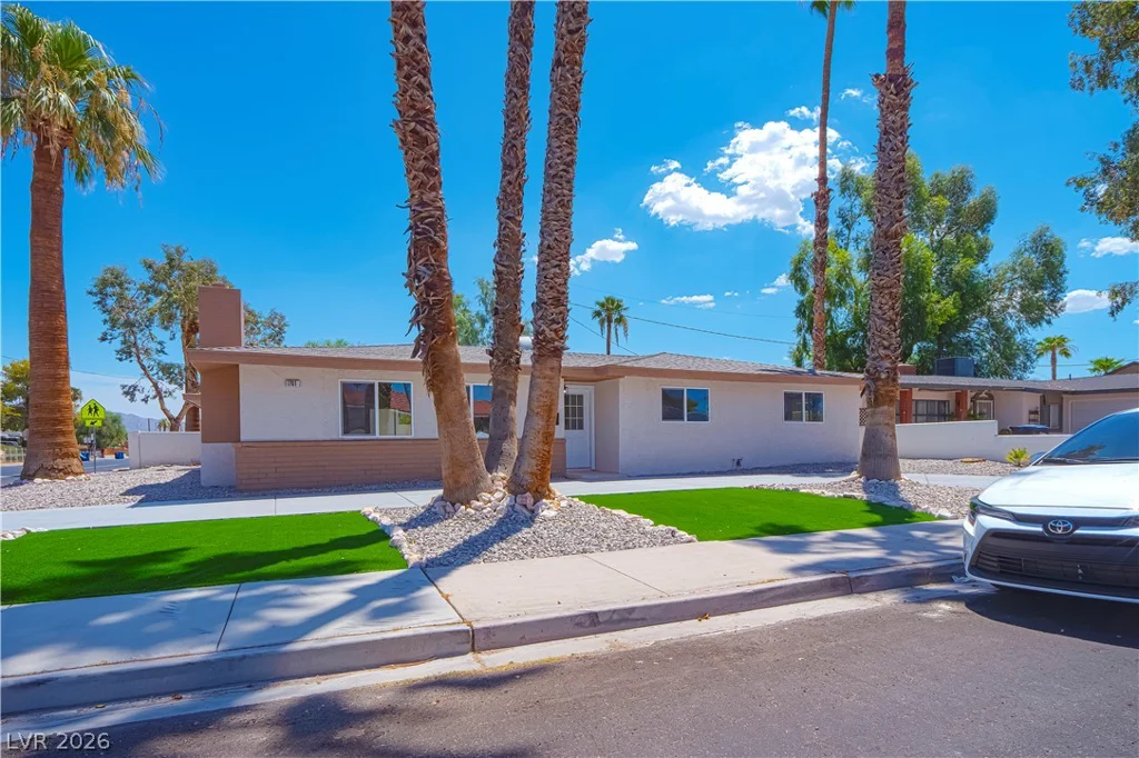 1701 8th, Las Vegas, NV 89104