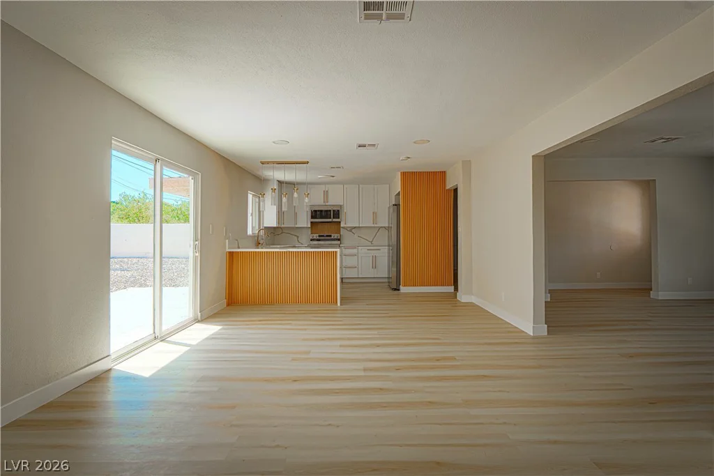 1701 8th, Las Vegas, NV 89104