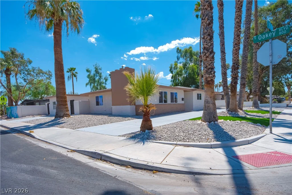 1701 8th, Las Vegas, NV 89104