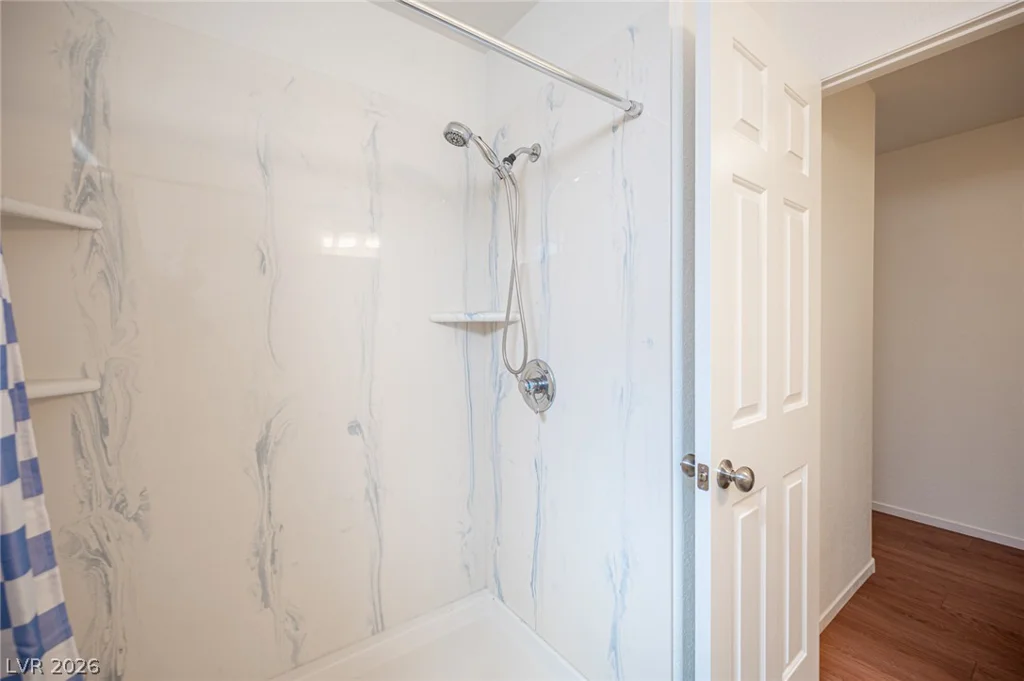 112 Brazilnut, Las Vegas, NV 89145