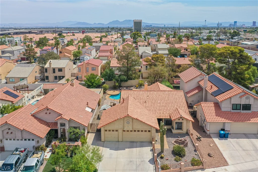 112 Brazilnut, Las Vegas, NV 89145