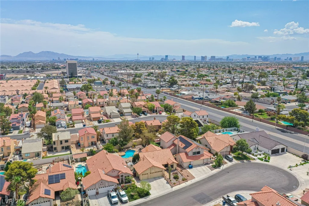 112 Brazilnut, Las Vegas, NV 89145