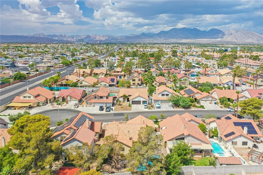 112 Brazilnut, Las Vegas, NV 89145