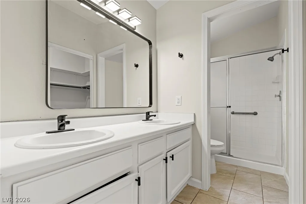 2184 Raspberry Hill, Las Vegas, NV 89142