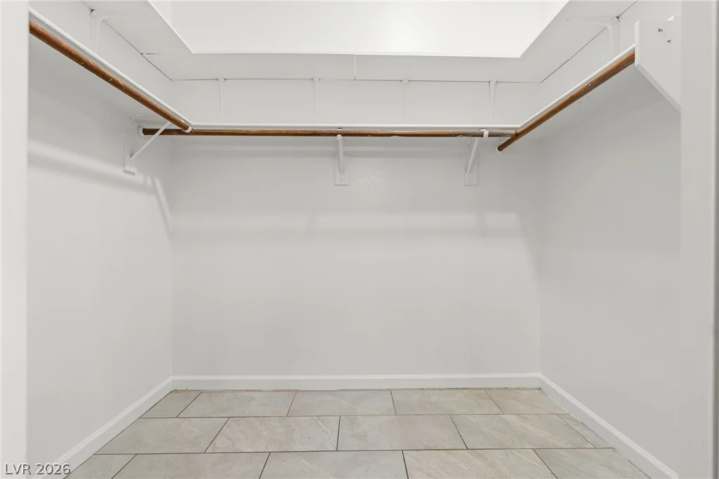 2184 Raspberry Hill, Las Vegas, NV 89142