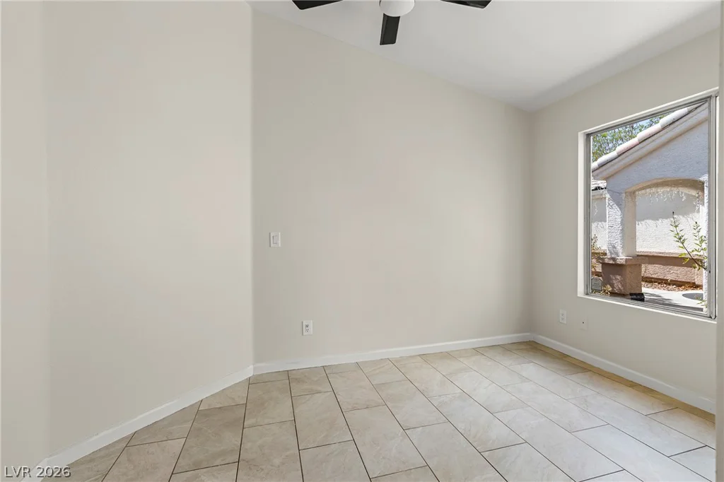 2184 Raspberry Hill, Las Vegas, NV 89142