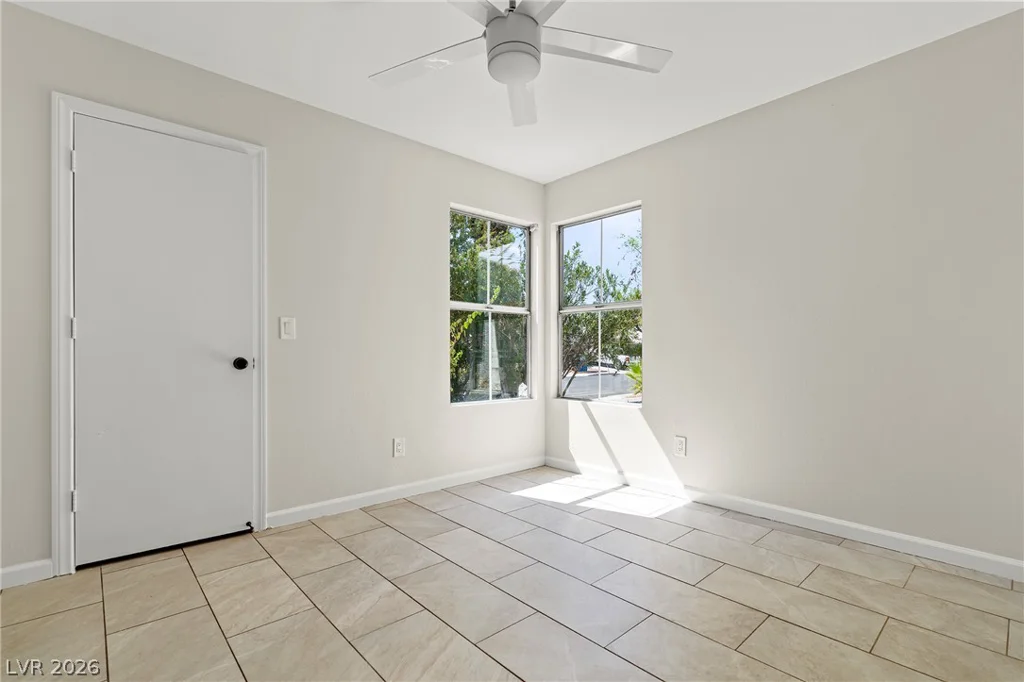 2184 Raspberry Hill, Las Vegas, NV 89142