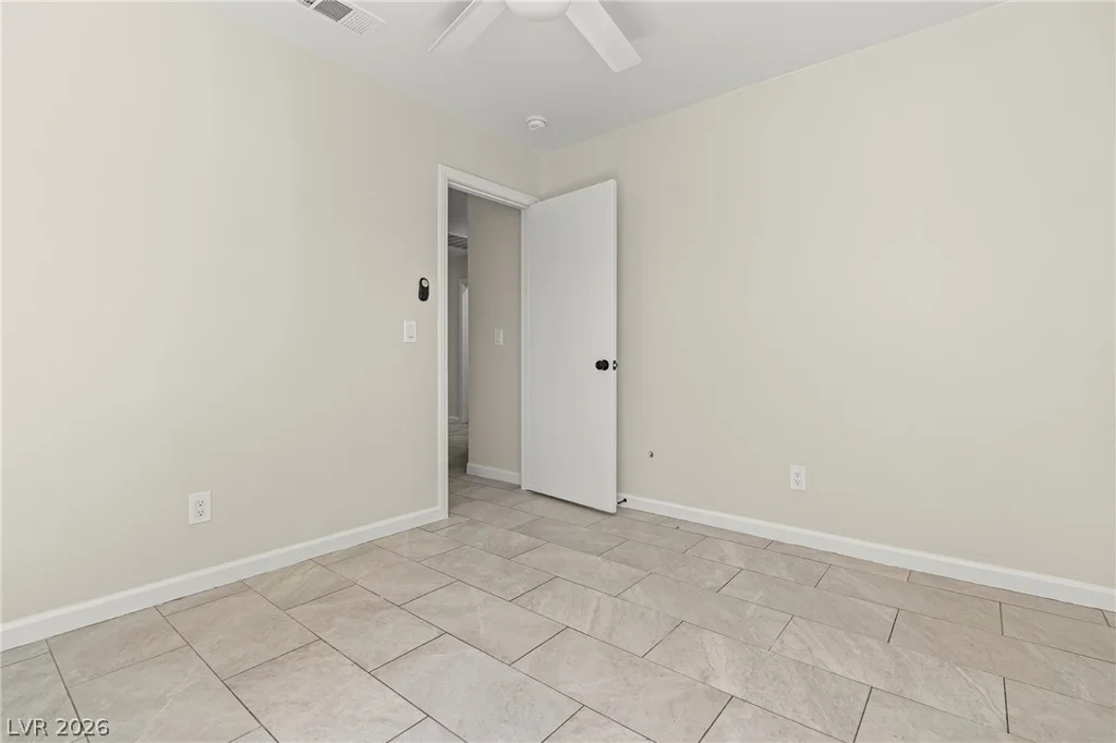 2184 Raspberry Hill, Las Vegas, NV 89142