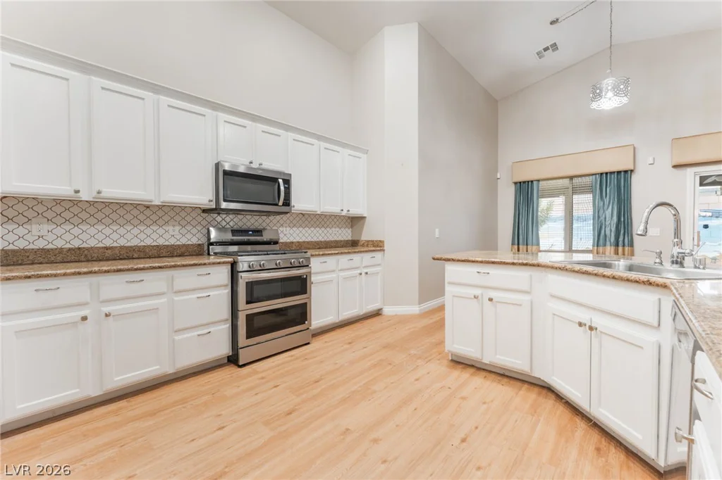 4631 Mission Cantina, North Las Vegas, NV 89081