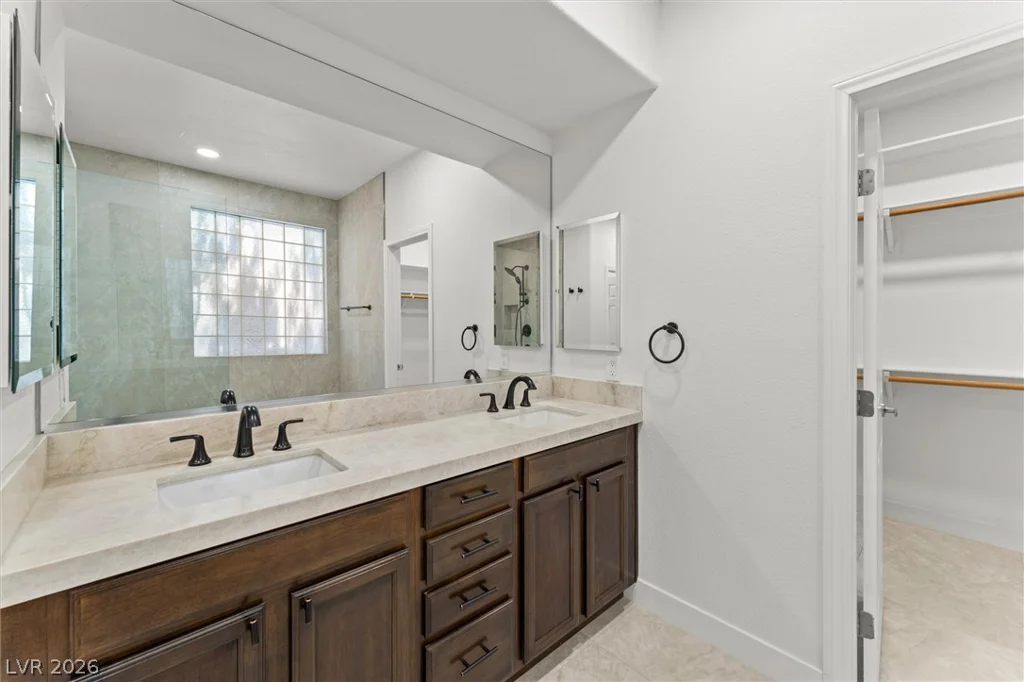 215 Sunset Shower, Henderson, NV 89012