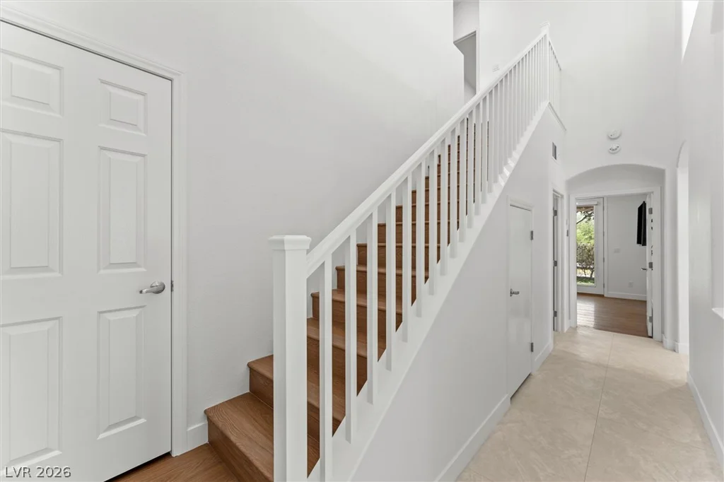 215 Sunset Shower, Henderson, NV 89012
