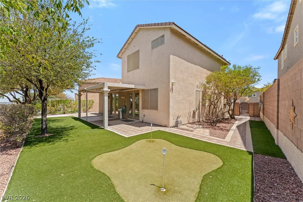 215 Sunset Shower, Henderson, NV 89012