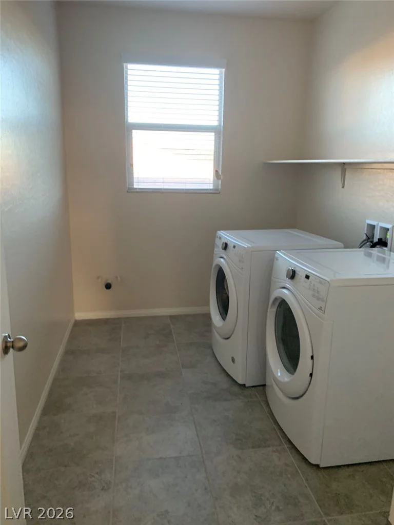 933 Kimbark, Las Vegas, NV 89148