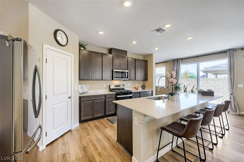 9166 Eagle Ford, Las Vegas, NV 89113
