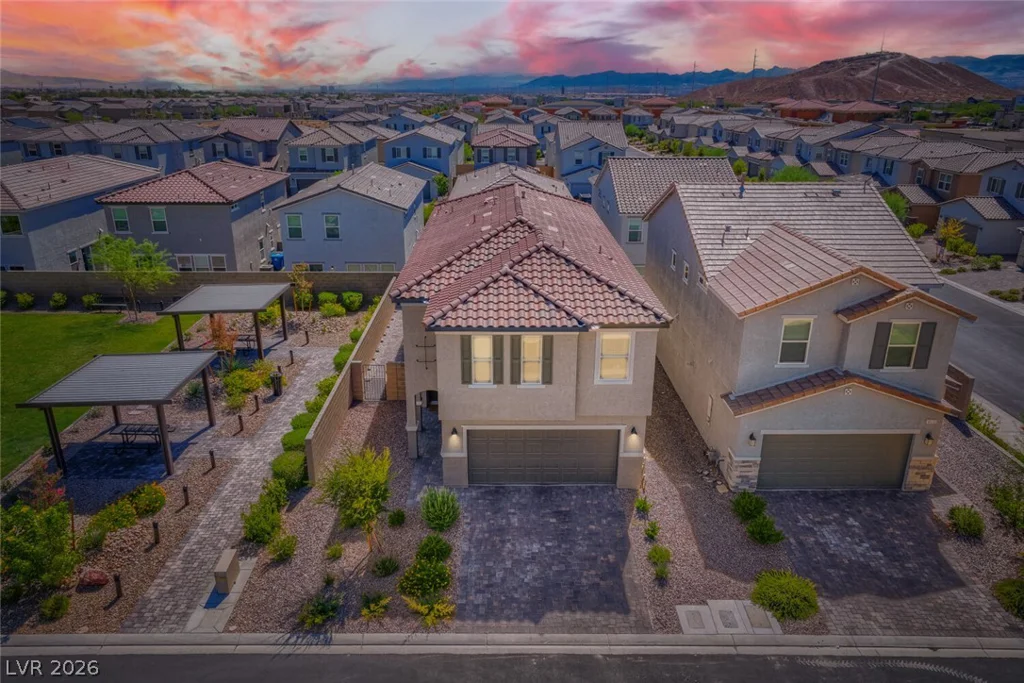 9166 Eagle Ford, Las Vegas, NV 89113