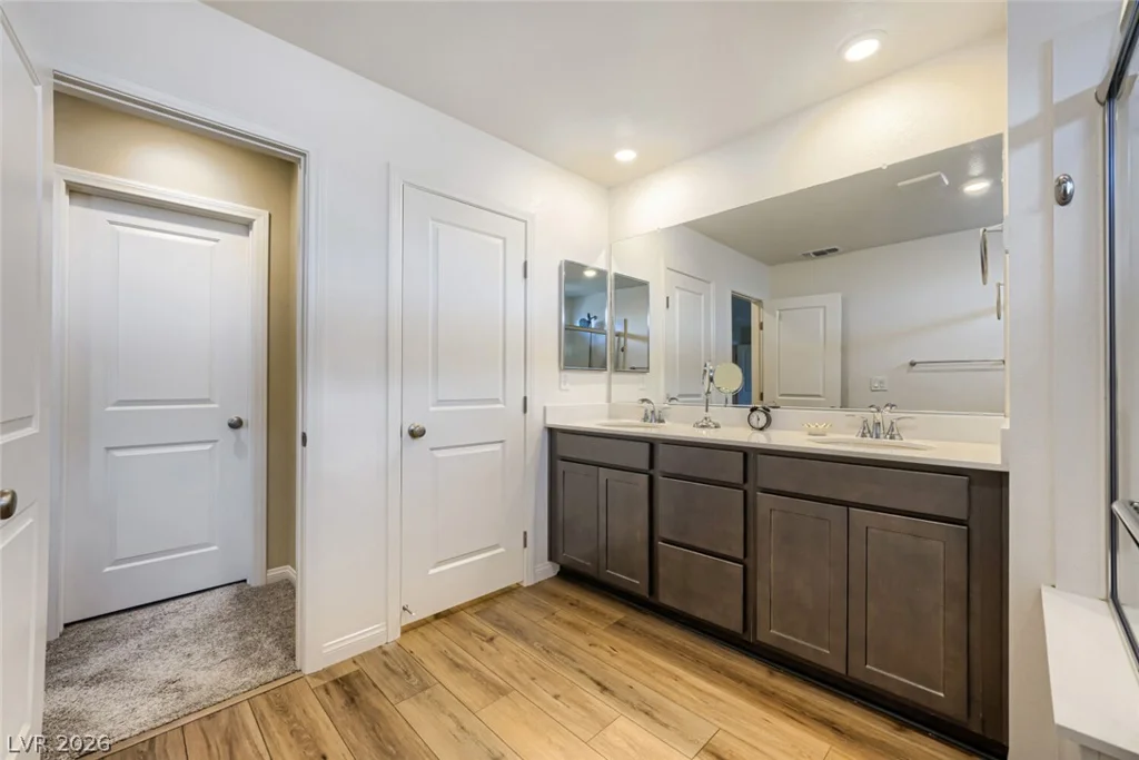 9166 Eagle Ford, Las Vegas, NV 89113