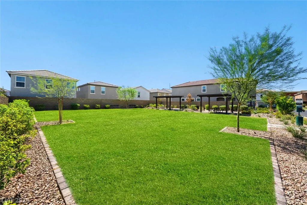 9166 Eagle Ford, Las Vegas, NV 89113