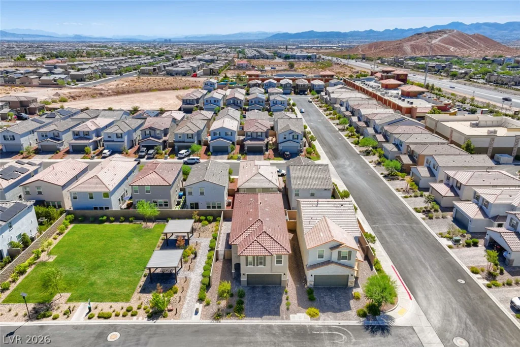 9166 Eagle Ford, Las Vegas, NV 89113