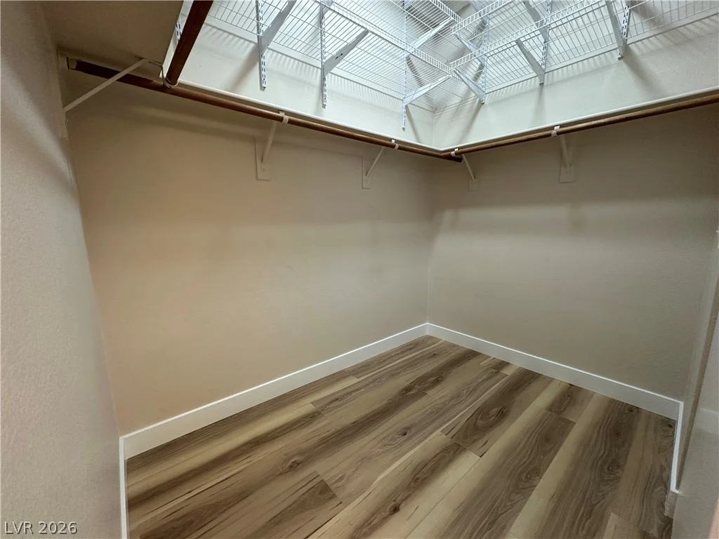 1833 Cedar Bluffs, Las Vegas, NV 89128