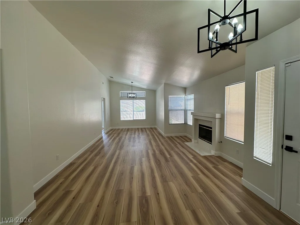1833 Cedar Bluffs, Las Vegas, NV 89128