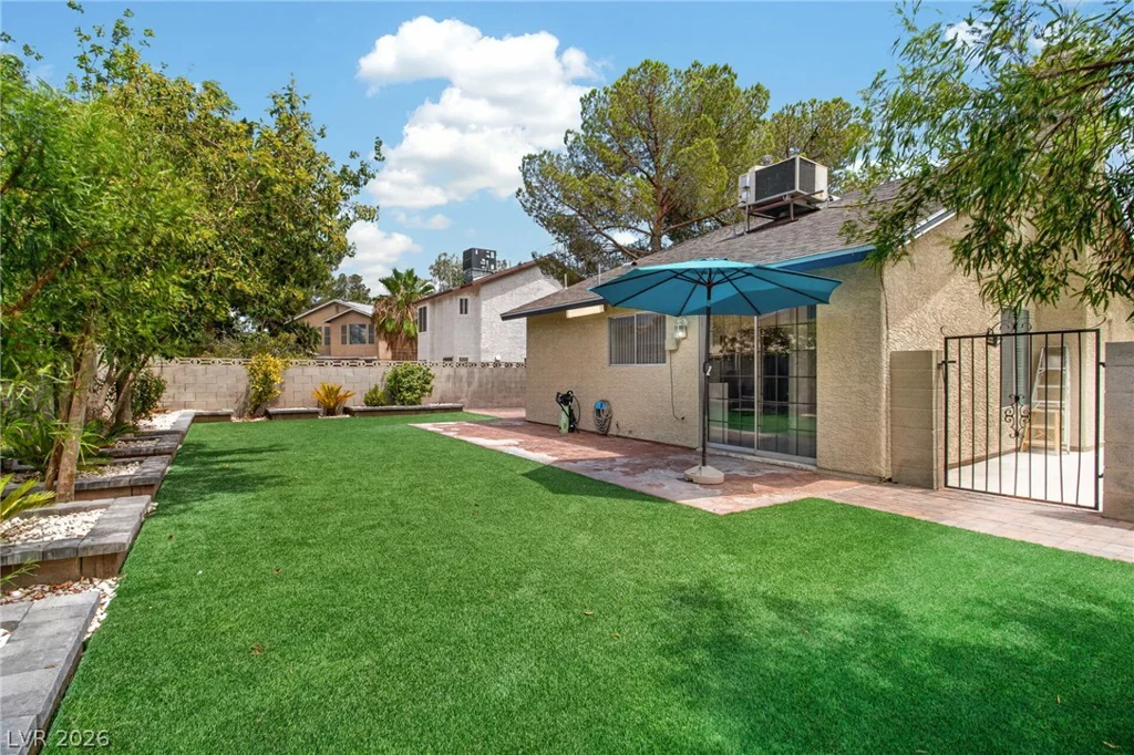 4608 Eugene, Las Vegas, NV 89108
