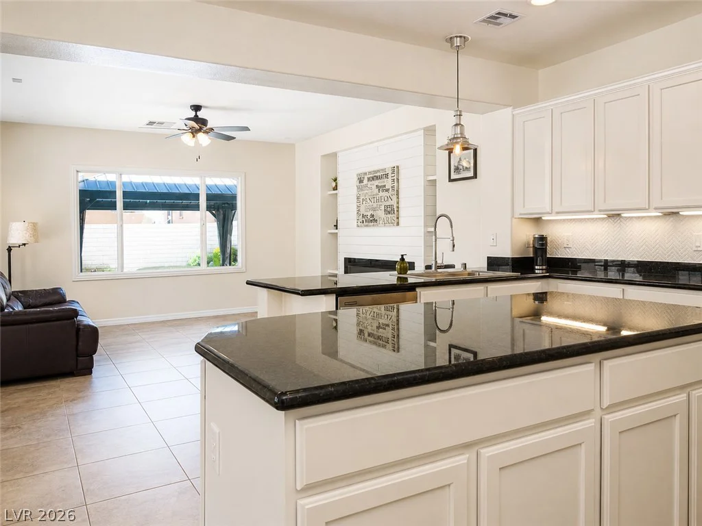 820 Paseo Cerro, Las Vegas, NV 89138