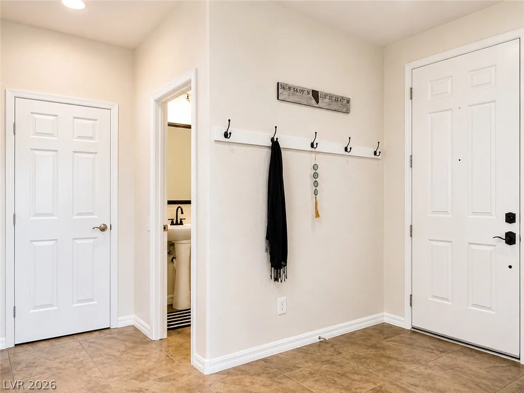 820 Paseo Cerro, Las Vegas, NV 89138