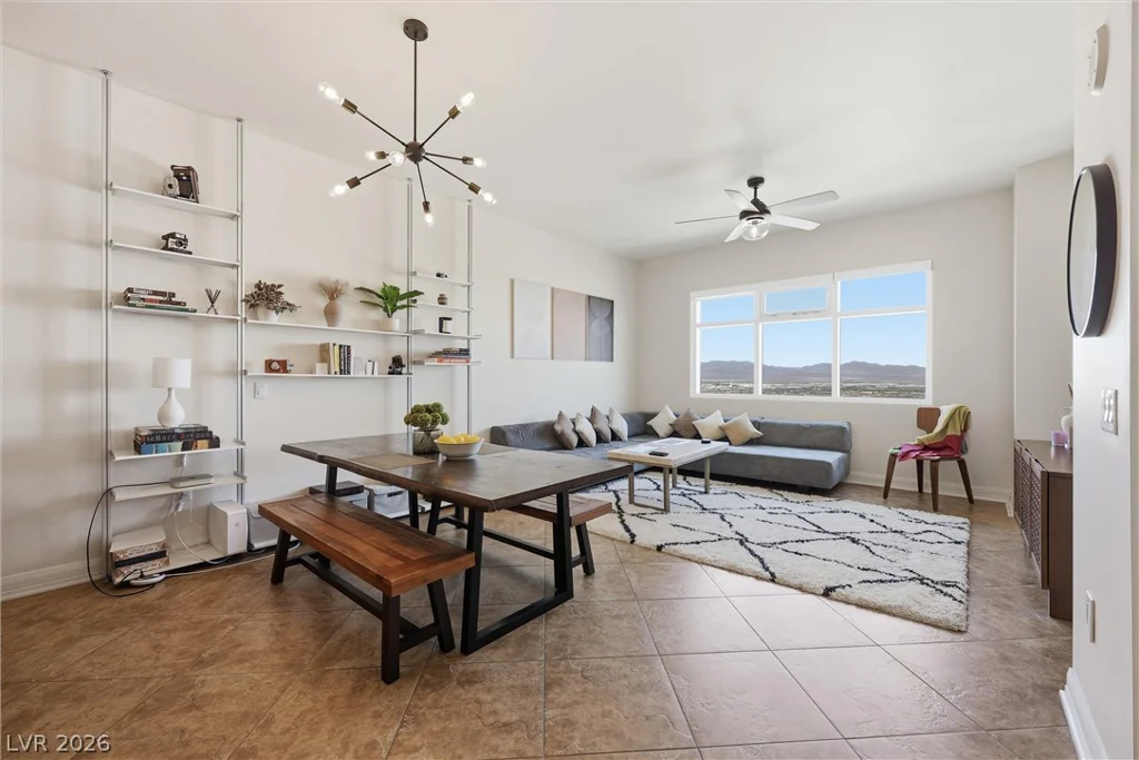 150 Las Vegas, Las Vegas, NV 89101