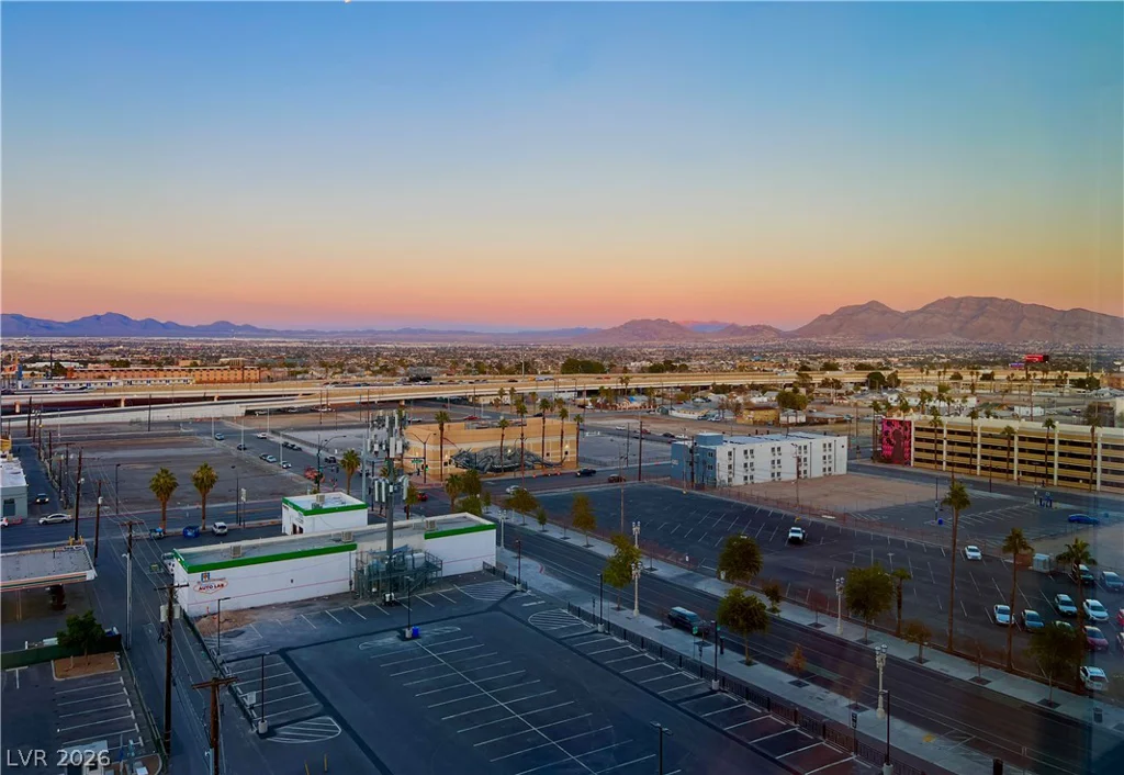 150 Las Vegas, Las Vegas, NV 89101