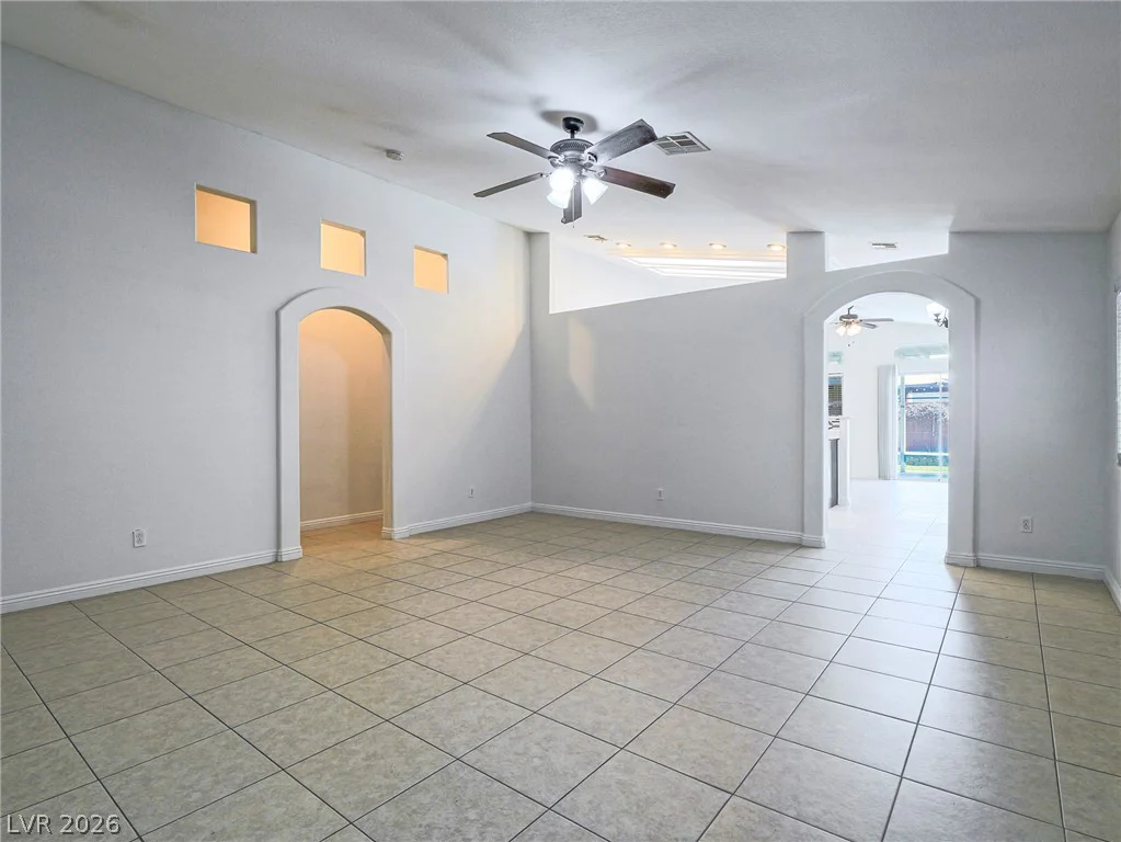 527 Shallow Mist, North Las Vegas, NV 89032