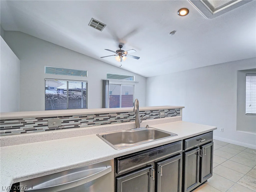 527 Shallow Mist, North Las Vegas, NV 89032