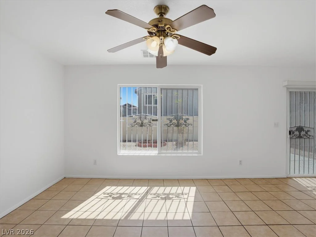 1620 Legato Falls, Las Vegas, NV 89115