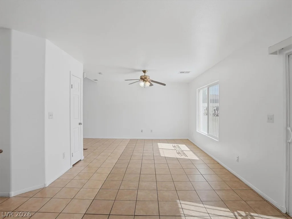 1620 Legato Falls, Las Vegas, NV 89115