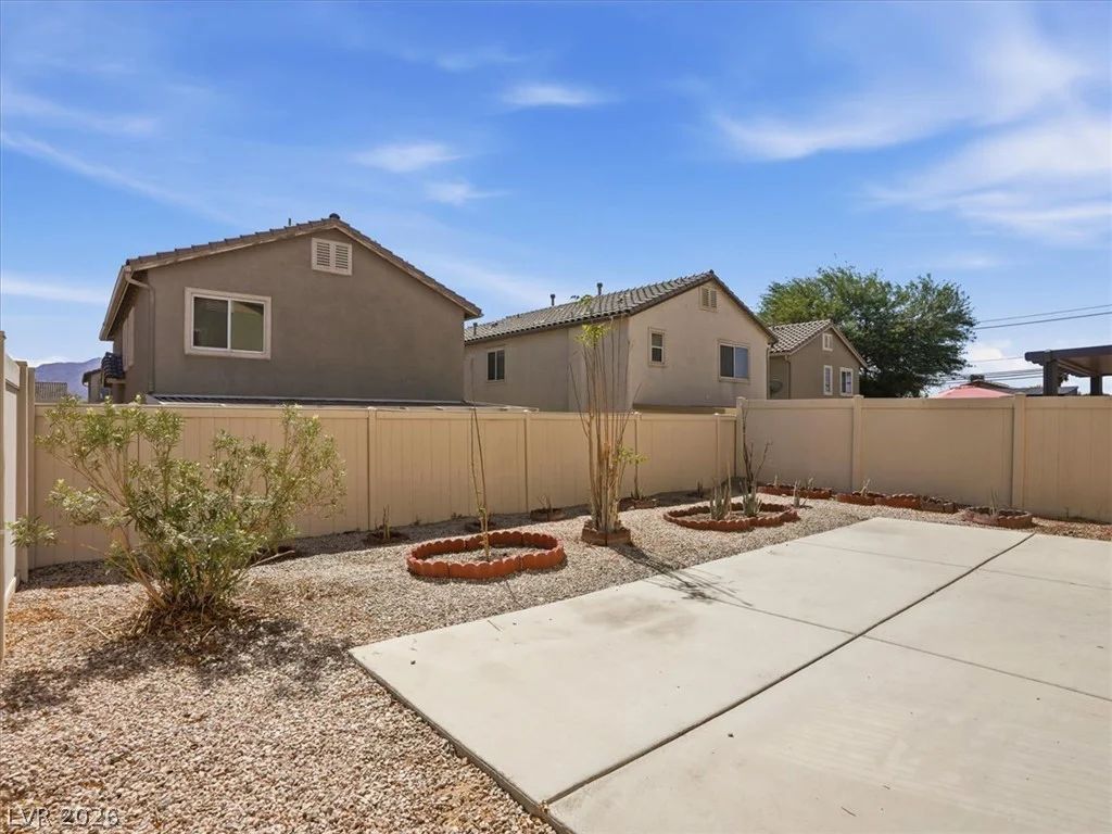 1620 Legato Falls, Las Vegas, NV 89115