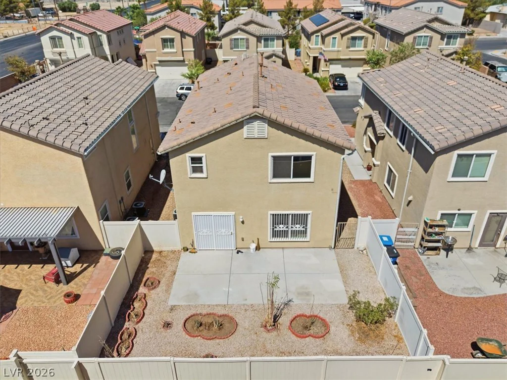 1620 Legato Falls, Las Vegas, NV 89115