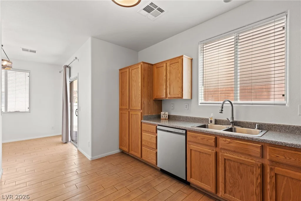 1137 Village Crossing, Las Vegas, NV 89183