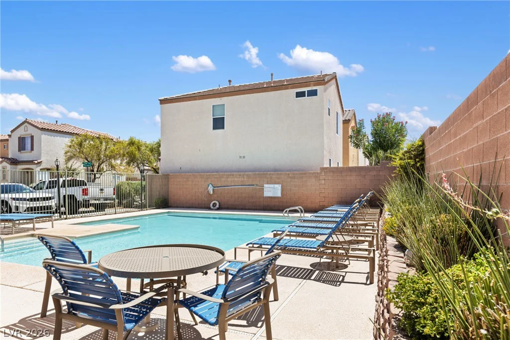 1137 Village Crossing, Las Vegas, NV 89183