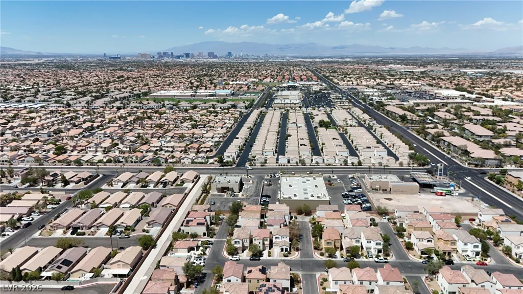 1137 Village Crossing, Las Vegas, NV 89183