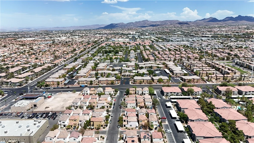 1137 Village Crossing, Las Vegas, NV 89183