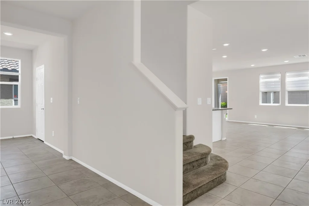 8755 Rio Andir, Las Vegas, NV 89148
