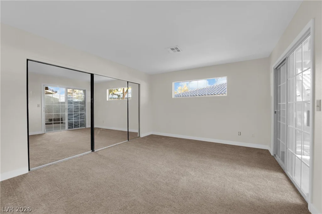 2133 Willowbury, Las Vegas, NV 89108